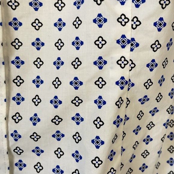 Jones New York  Signature Woman’s Shirt - Picture 3 of 8